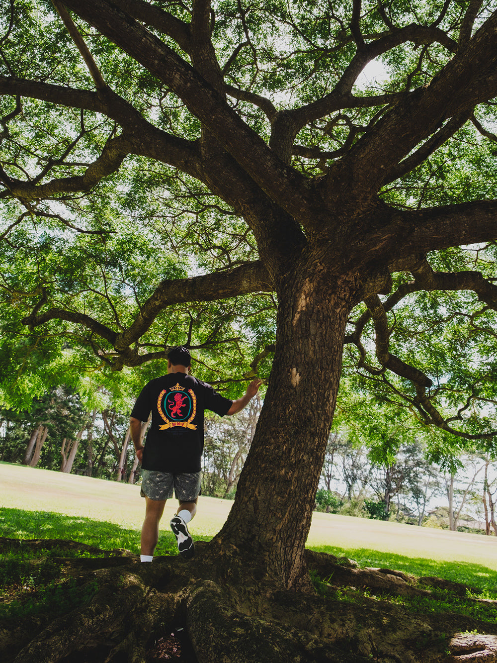 FITSTRIKE RELEASE: THE CLAWS CLAUSE TEE